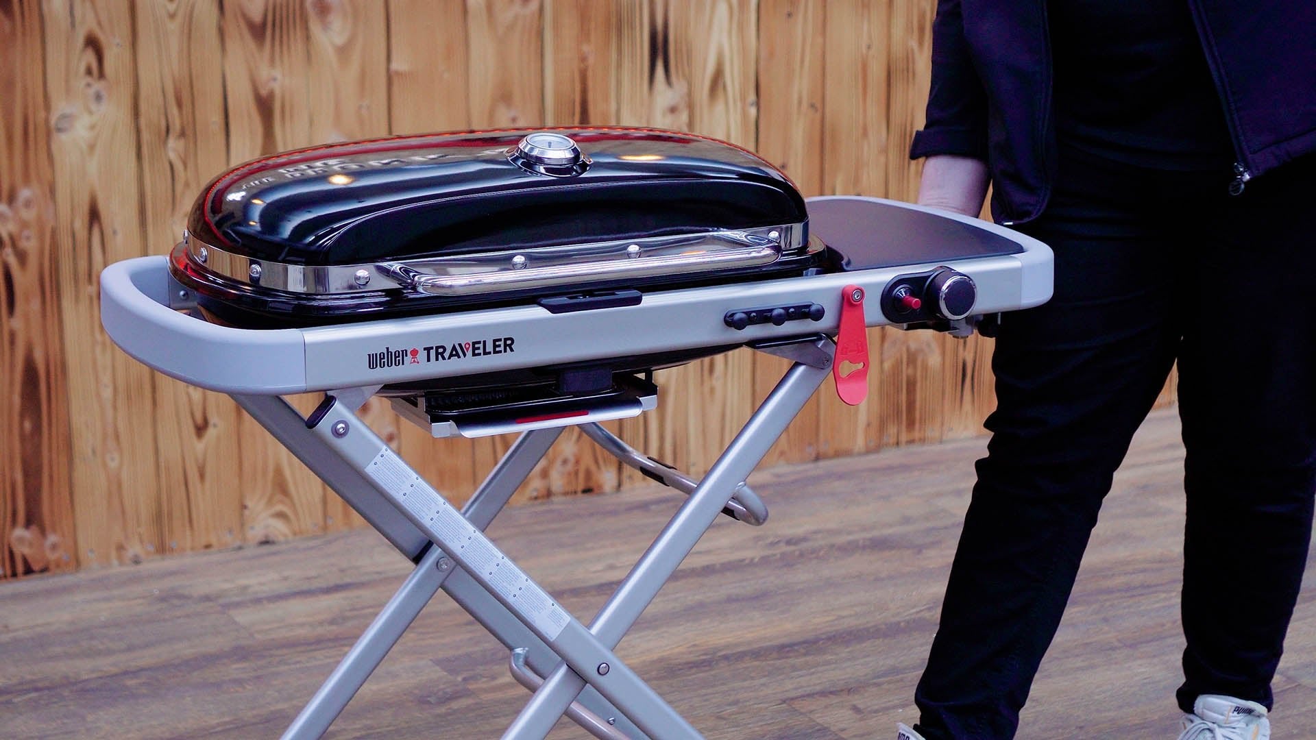 Weber Traveler - Weber's neuer mobiler Gasgrill - Grillstar.de