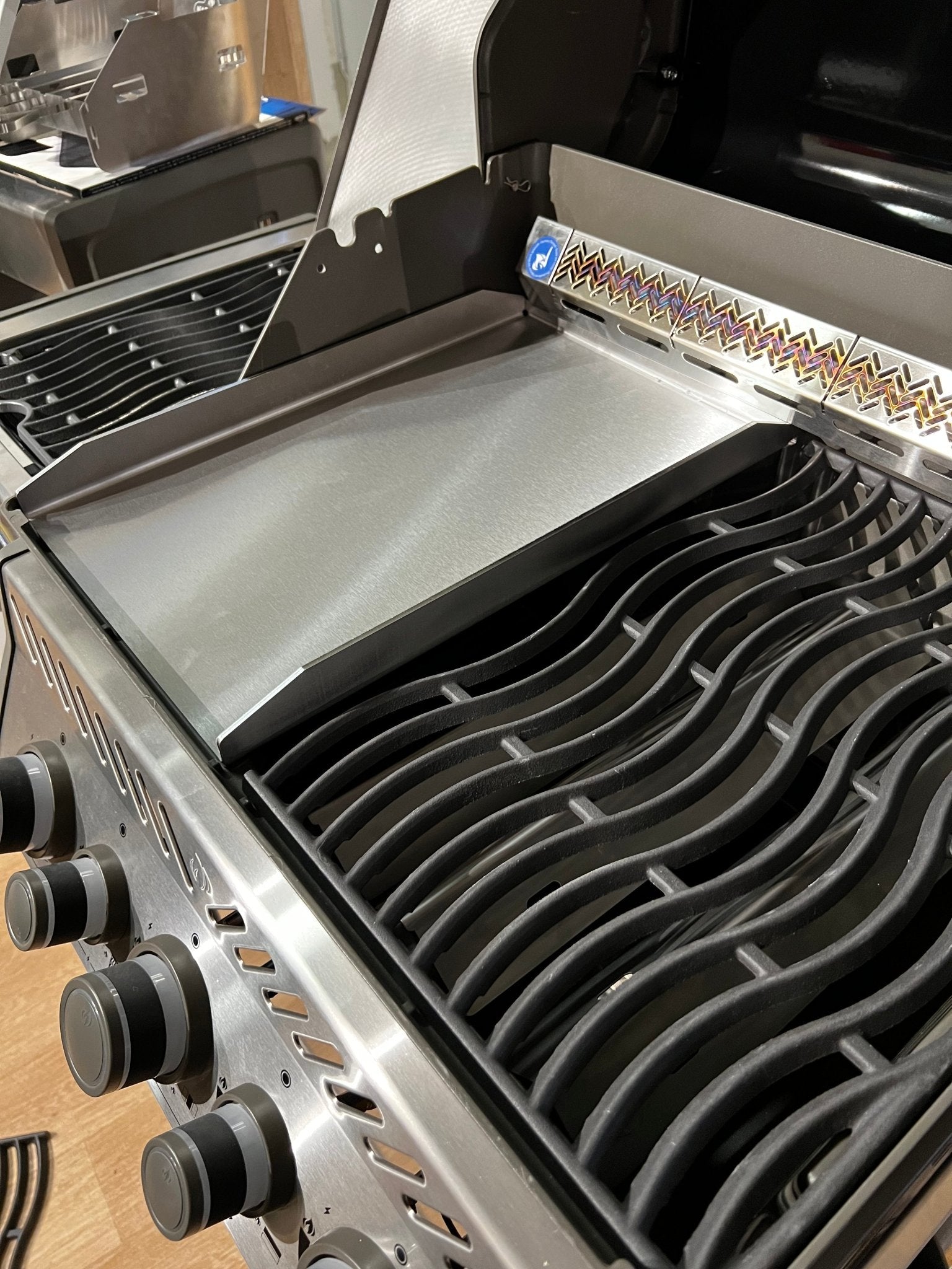 Babossa Plancha, Napoleon Rogue & Prestige PRO - Grillstar.deBabossa Plancha, Napoleon Rogue & Prestige PROBabossaGrillstar.deP_S_N_H_014068097200006