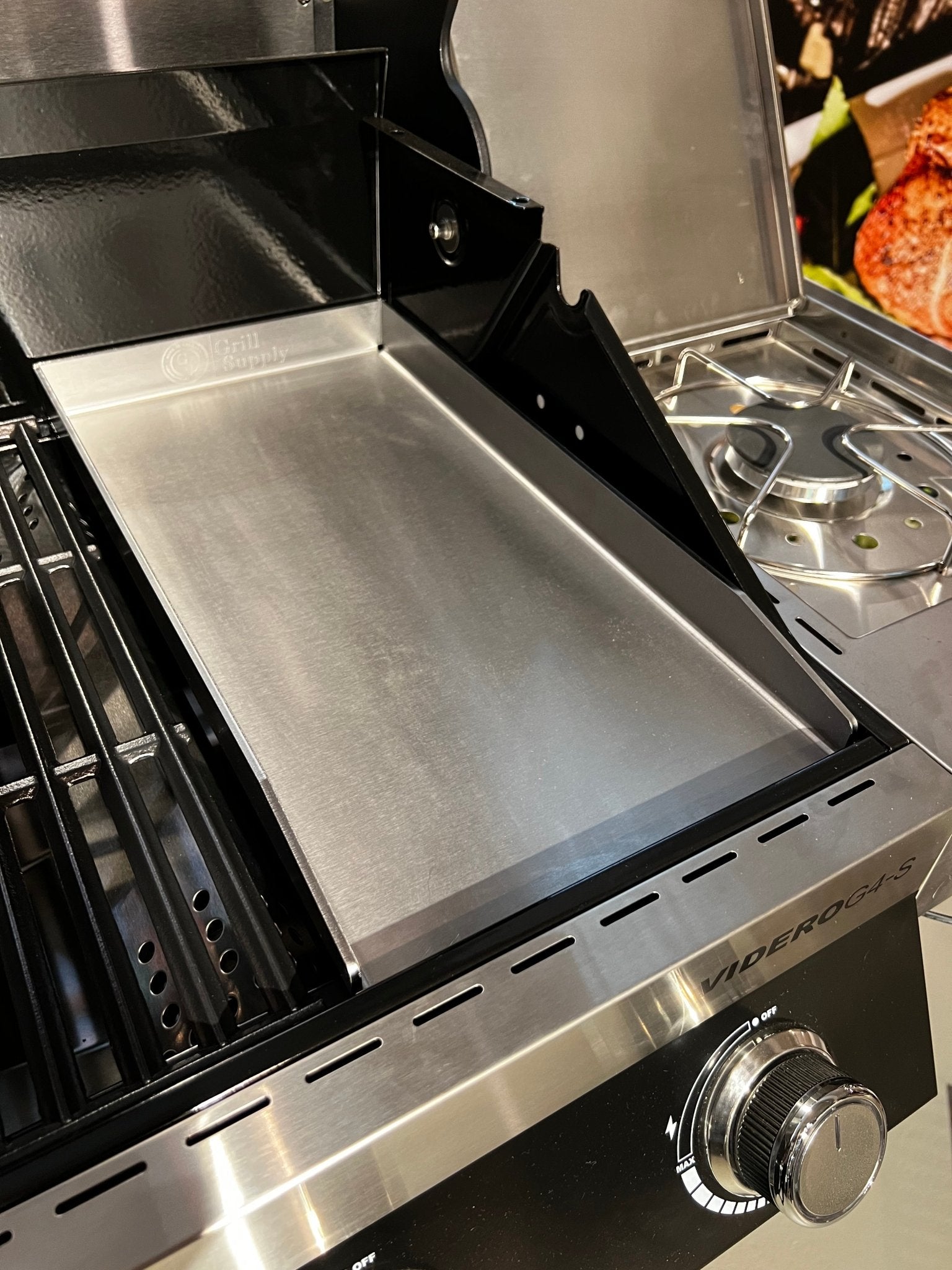 Babossa Plancha, Rösle Videro mit Vario & ohne Heckbrenner - Grillstar.deBabossa Plancha, Rösle Videro mit Vario & ohne HeckbrennerBabossaGrillstar.deP_S_RVW_014262378720065