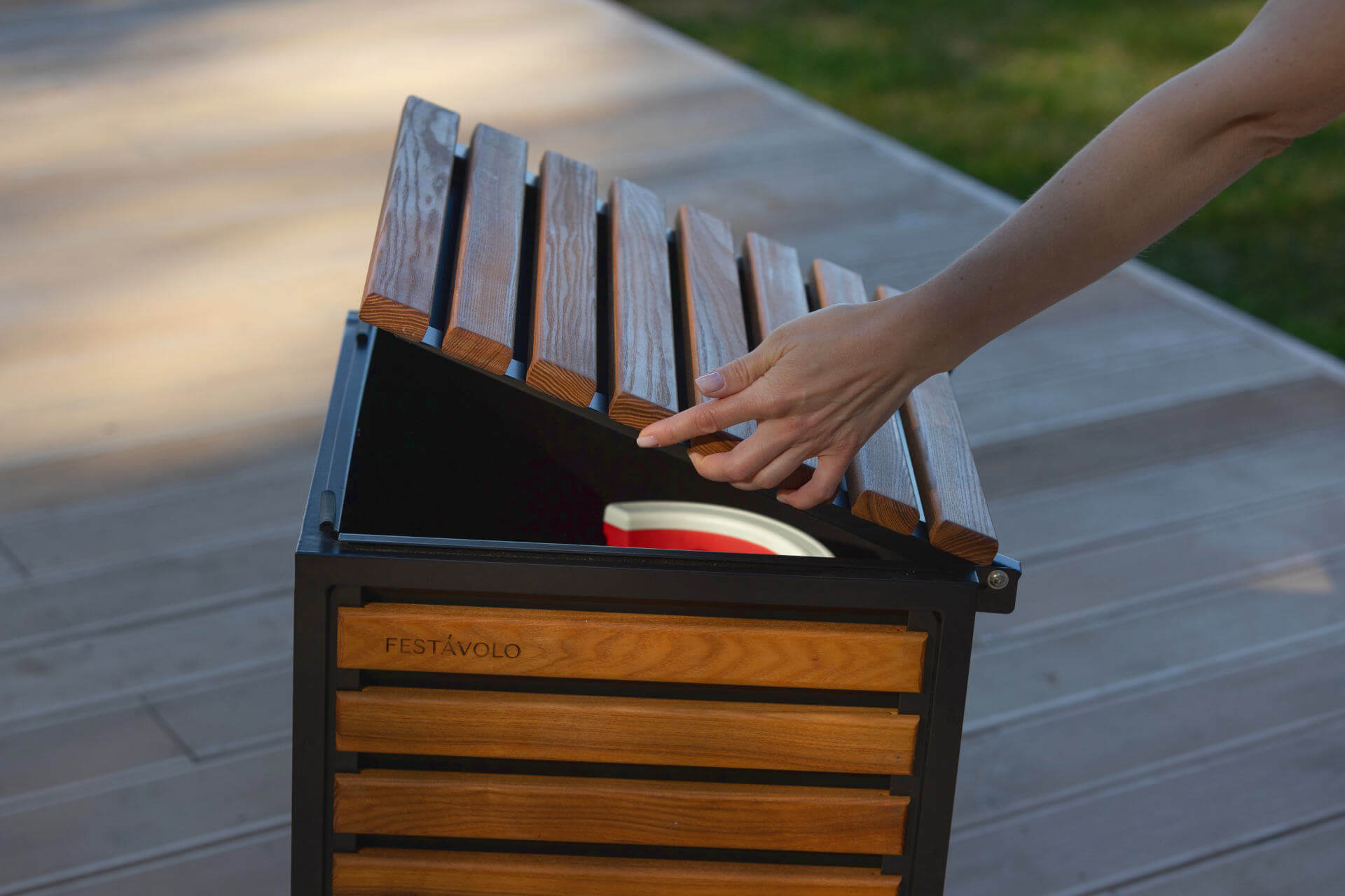 Festavolo Box Gasflasche - Grillstar.deFestavolo Box GasflascheFestavoloGrillstar.de