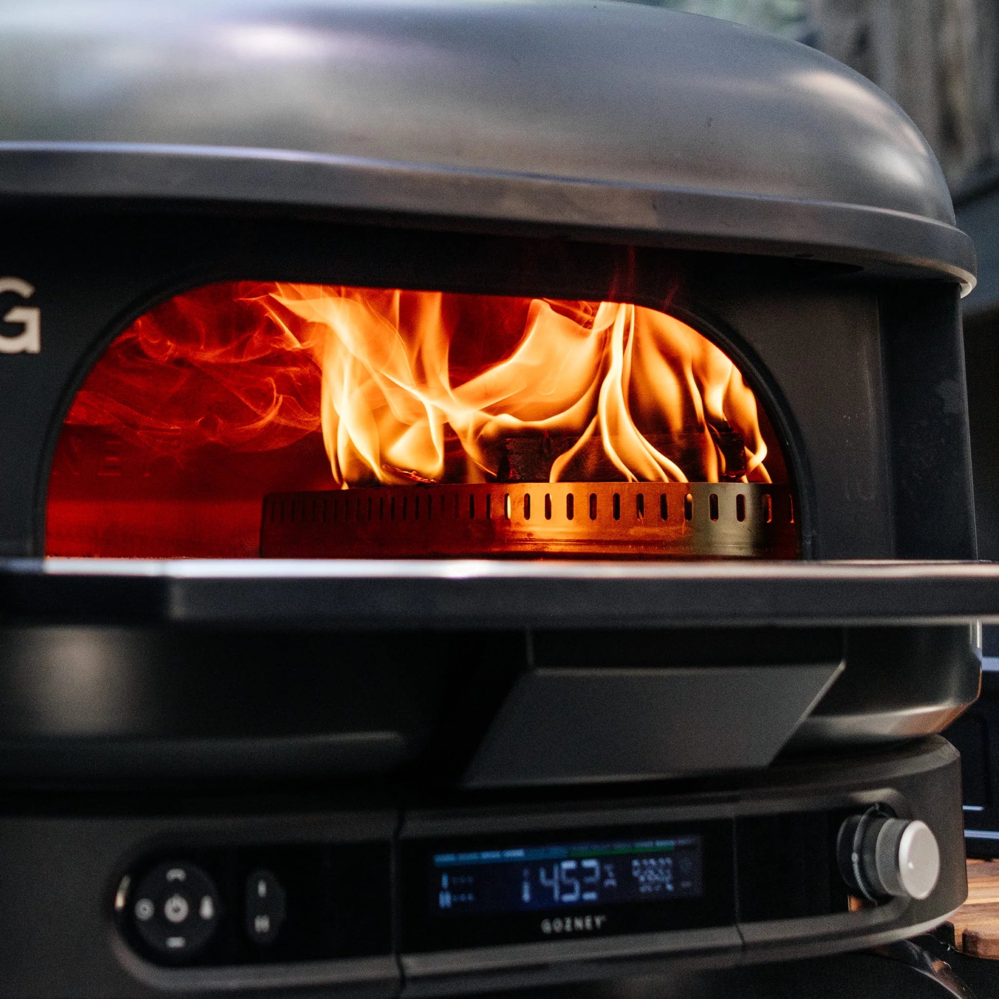 Gozney Dome Gen 2.0 Dual Fuel Pizzaofen - Off Black - Grillstar.deGozney Dome Gen 2.0 Dual Fuel Pizzaofen - Off BlackPizzaofenGozneyGrillstar.de