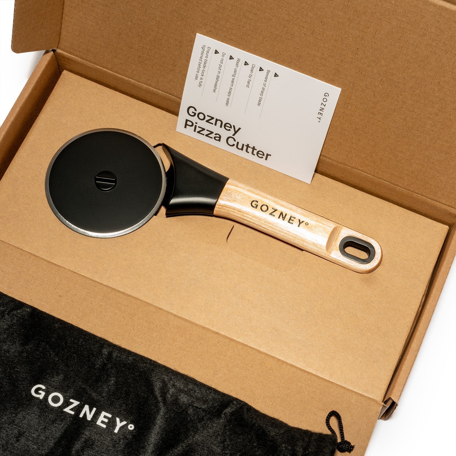 Gozney Pizzaschneider - Grillstar.deGozney PizzaschneiderPizzaofenGozneyGrillstar.de