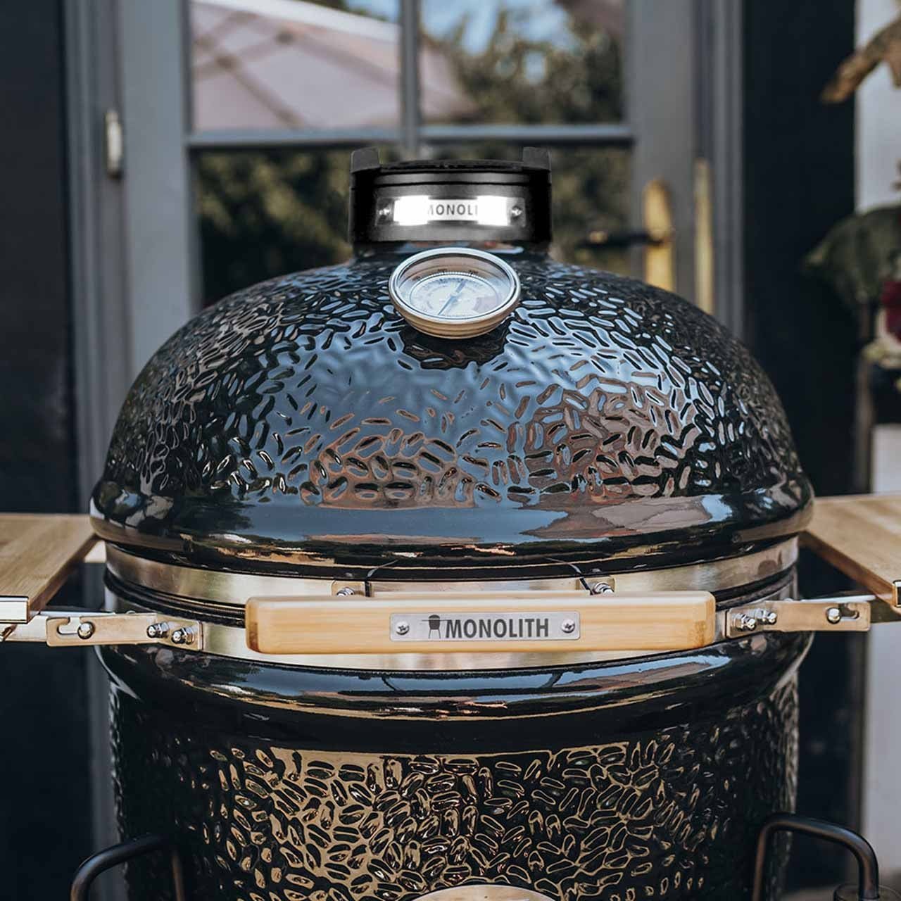 Monolith Basic inkl. Gestell und Seitentische, Schwarz - Grillstar.deMonolith Basic inkl. Gestell und Seitentische, SchwarzMonolithGrillstar.de201000 - BASIC4260444581619