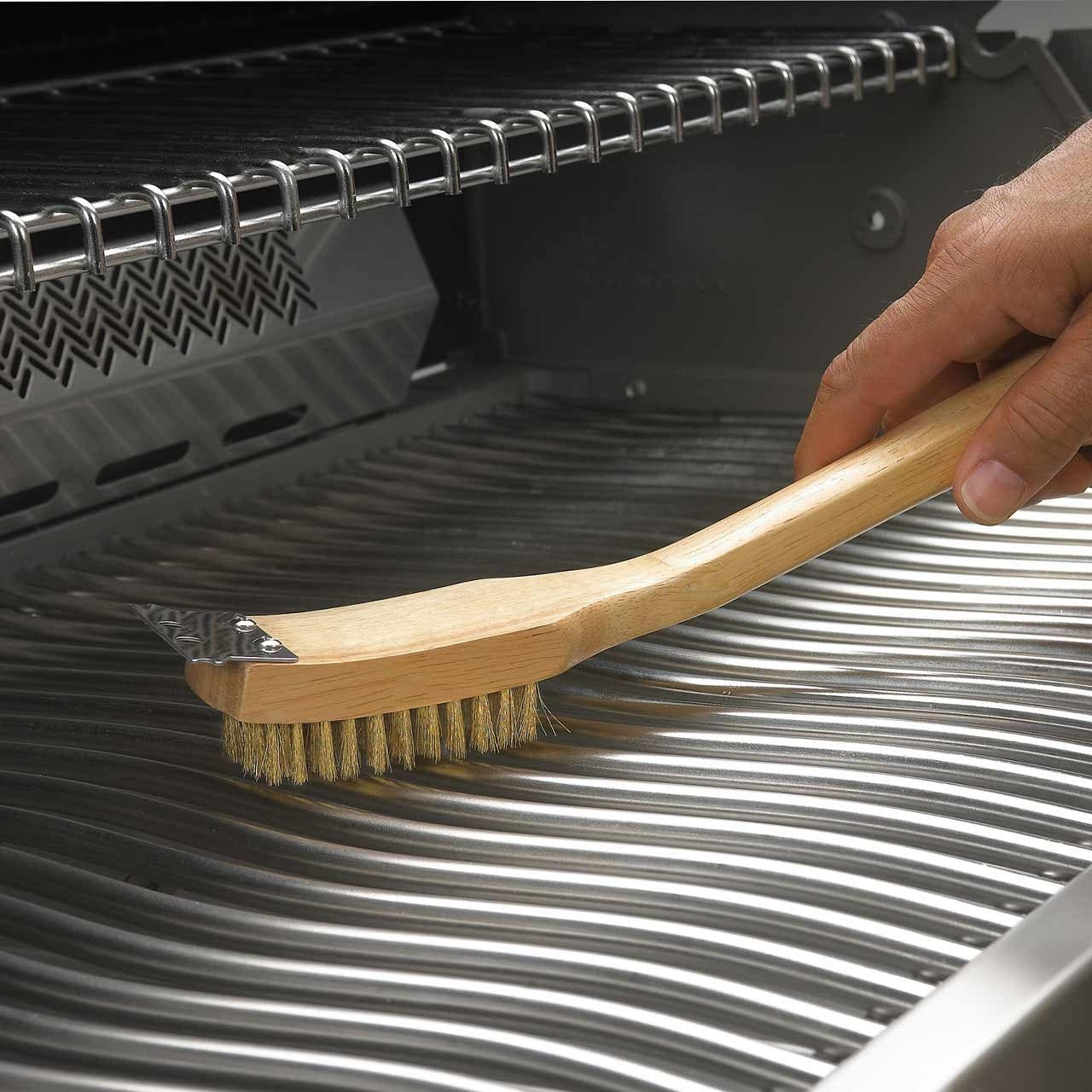 Napoleon Messing Grillbürste mit Holzgriff - Grillstar.deNapoleon Messing Grillbürste mit HolzgriffNapoleonGrillstar.de620280629162620286