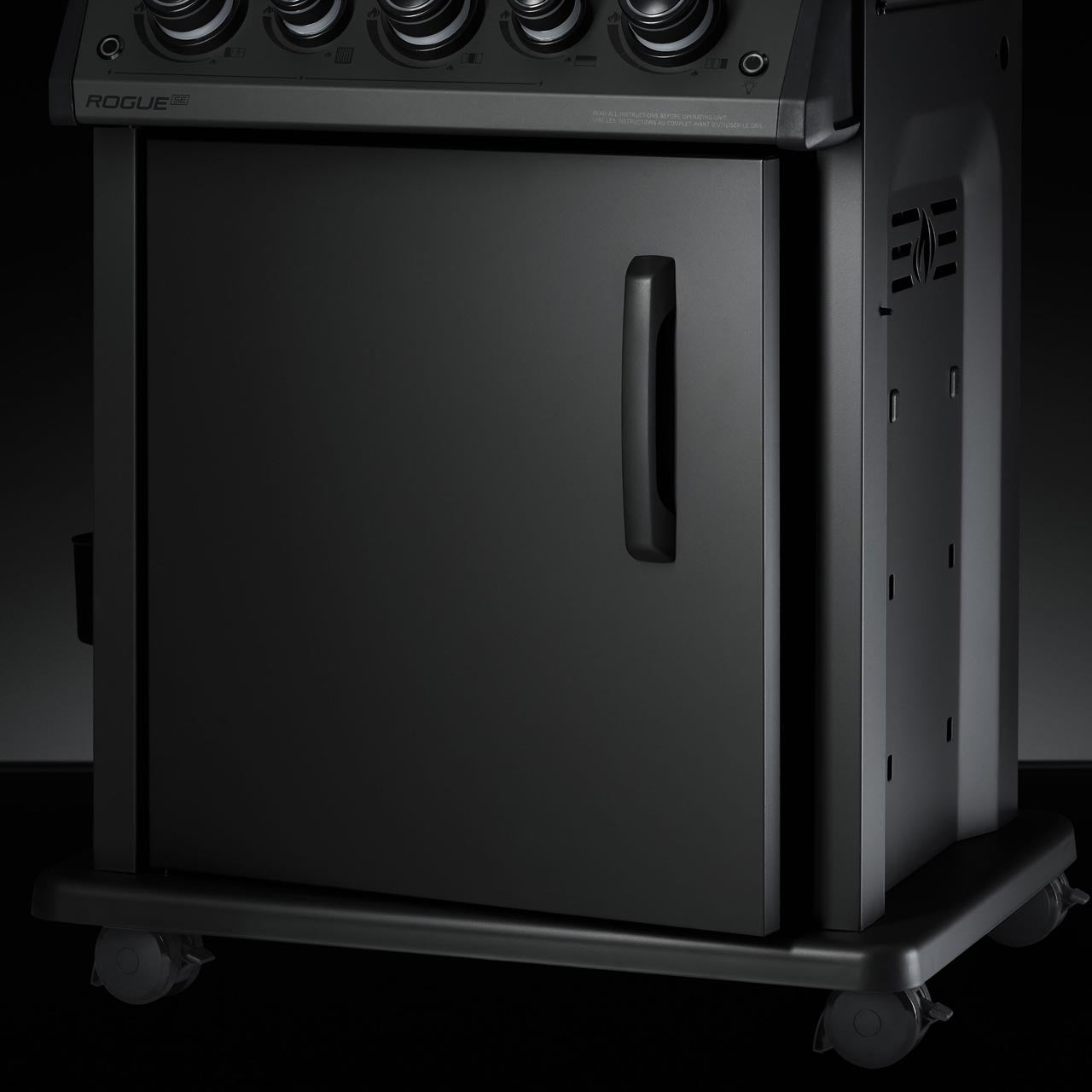 Napoleon Phantom Rogue SE 425, Mattschwarz - Grillstar.deNapoleon Phantom Rogue SE 425, MattschwarzNapoleonGrillstar.deRSE425RSIBPMK - 1 - DE - PHM0629162146762