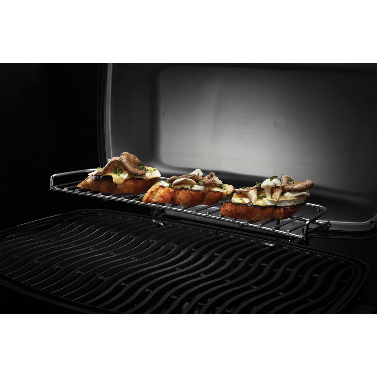 Napoleon Phantom TRAVELQ PRO285X, Mattschwarz - Grillstar.deNapoleon Phantom TRAVELQ PRO285X, MattschwarzNapoleonGrillstar.dePRO285X - MK - DE - PHM0629162138408