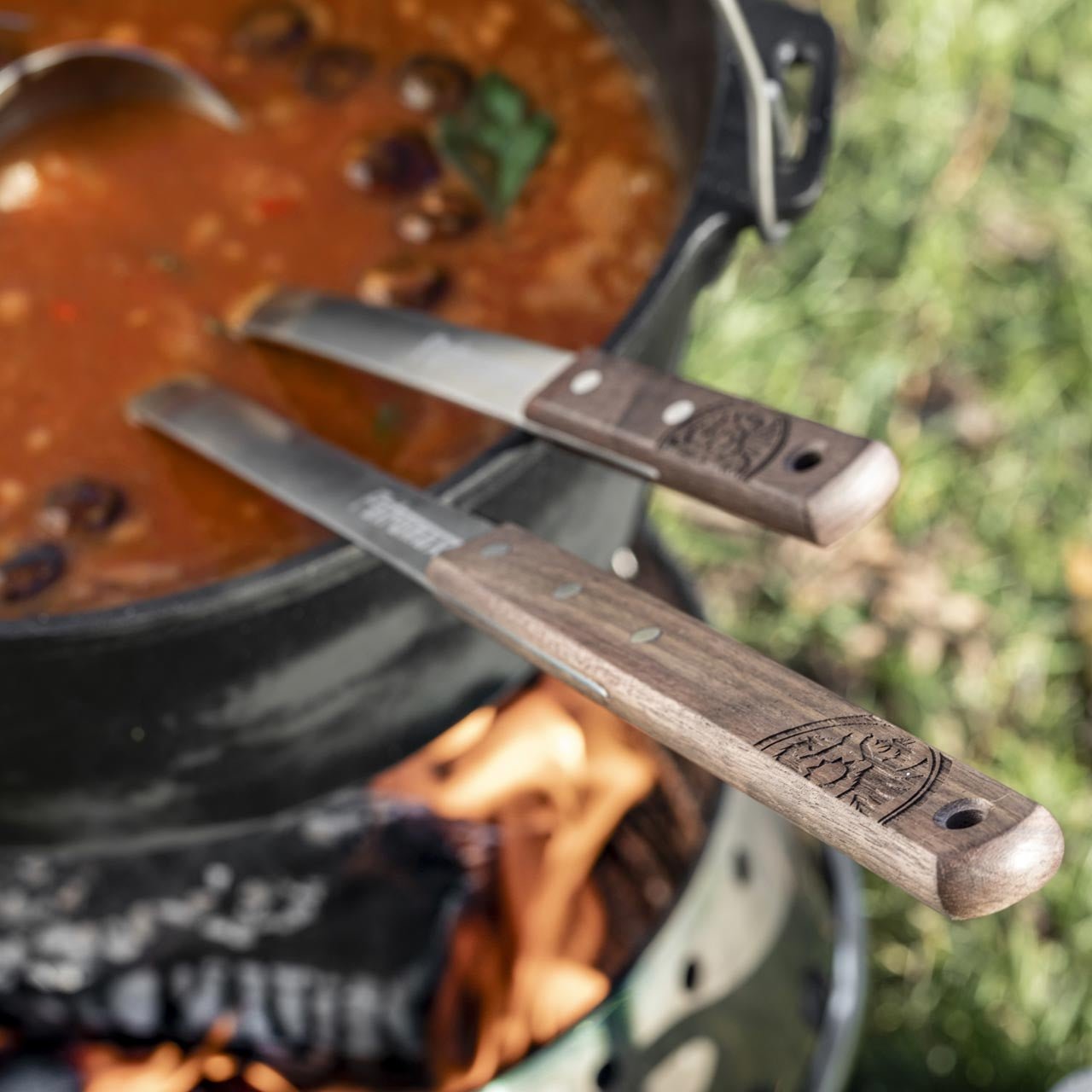 Petromax Schöpfkelle mit Walnussholzgriff, 30 cm - Grillstar.dePetromax Schöpfkelle mit Walnussholzgriff, 30 cmPetromaxGrillstar.deptladle304250435770917