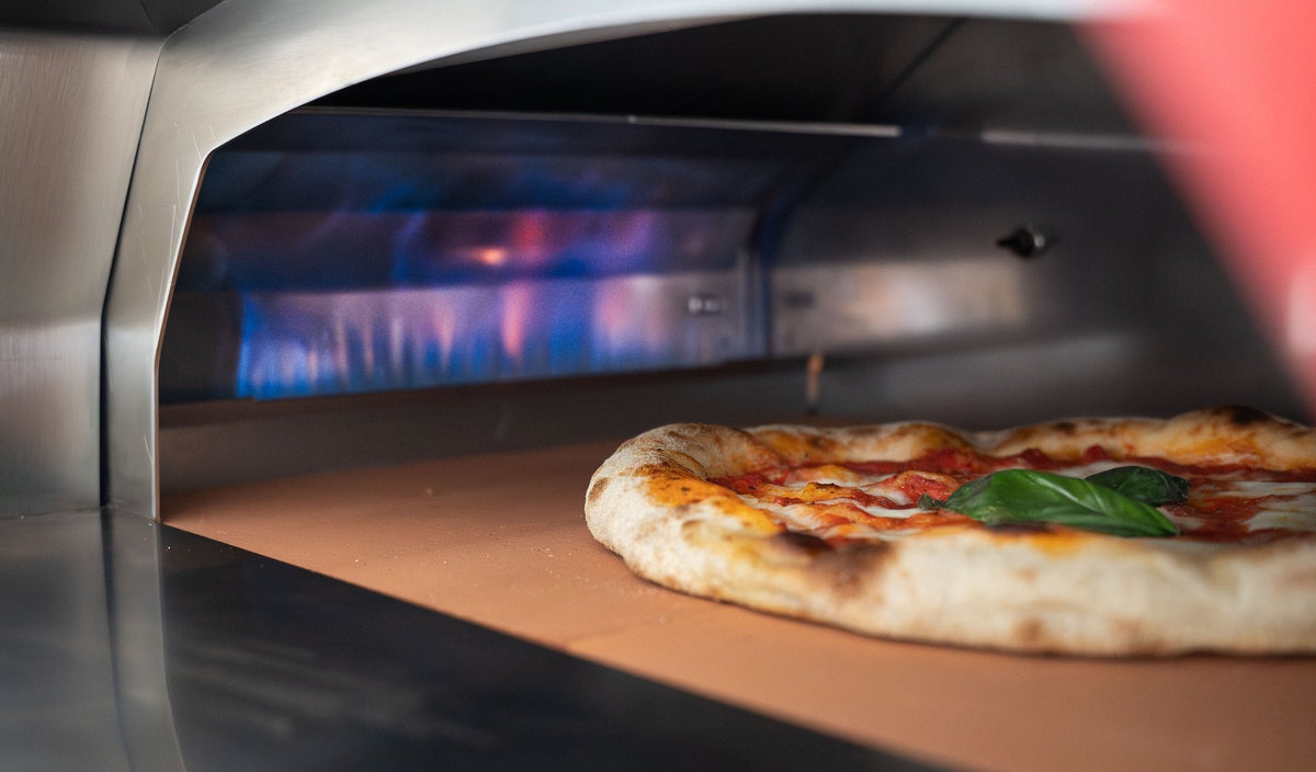 Alfa Forni EVO Hybrid-Pizzaofen Flüssiggas (LPG)/Holz, Anthrazit Grau - Grillstar.deAlfa Forni EVO Hybrid-Pizzaofen Flüssiggas (LPG)/Holz, Anthrazit GrauPizzaofenAlfa ForniGrillstar.de