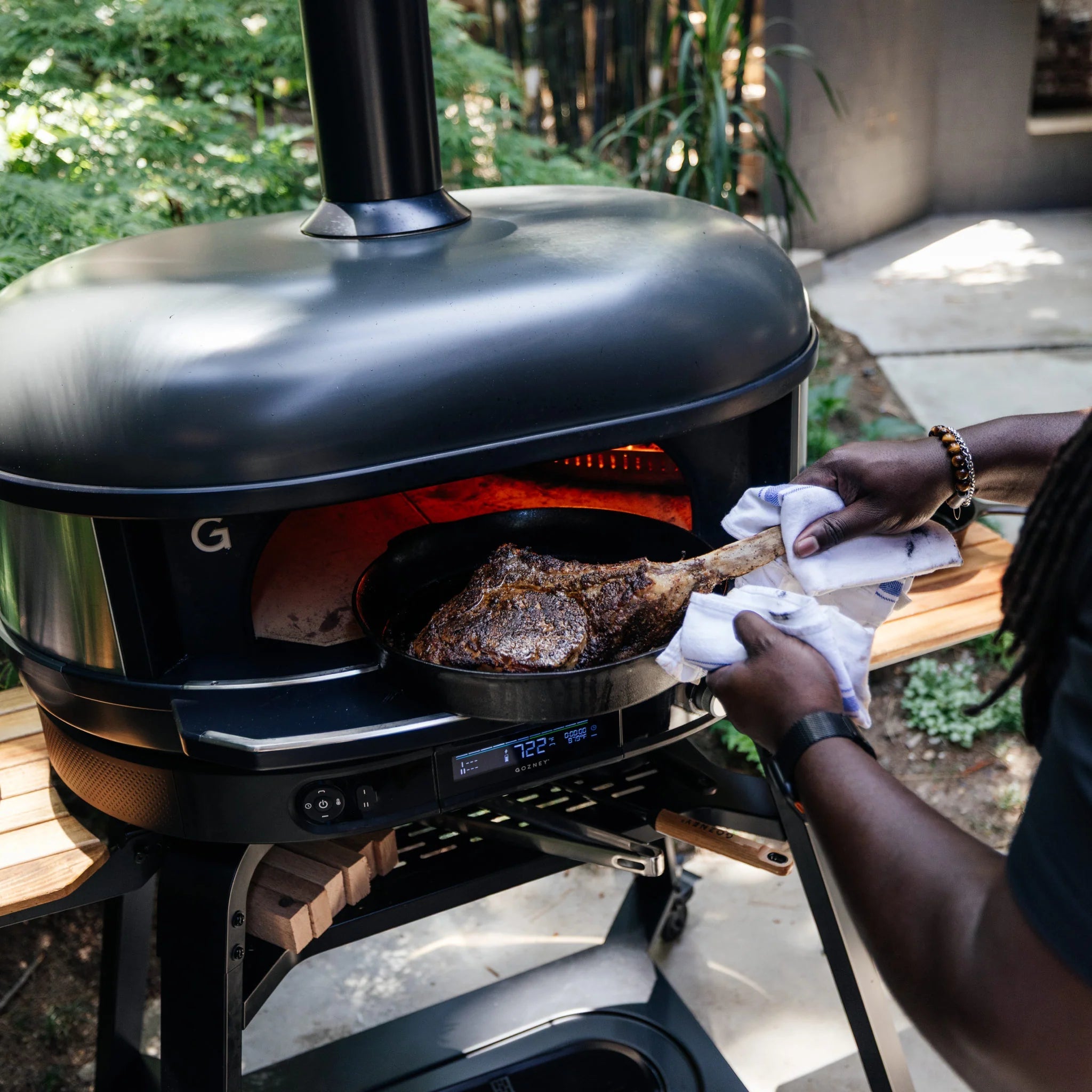 Gozney Dome Gen 2.0 Dual Fuel Pizzaofen - Off Black - Grillstar.deGozney Dome Gen 2.0 Dual Fuel Pizzaofen - Off BlackPizzaofenGozneyGrillstar.de