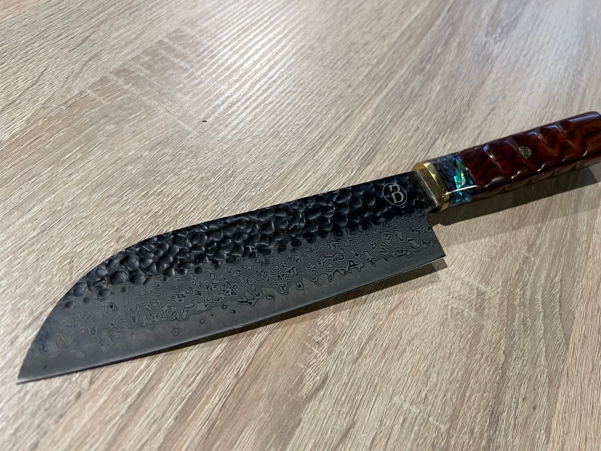 Heritage Santoku mit Griff aus Wüsteneisenholz - Grillstar.deHeritage Santoku mit Griff aus WüsteneisenholzMesserBABOSSAGrillstar.de