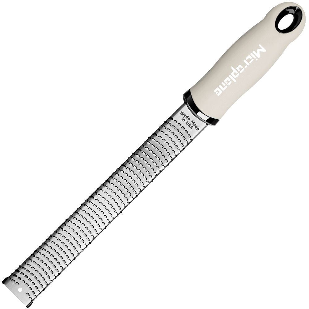 Microplane Premium Zester - Reibe, Kaschmir Beige - Grillstar.deMicroplane Premium Zester - Reibe, Kaschmir BeigeMicroplaneGrillstar.de46323