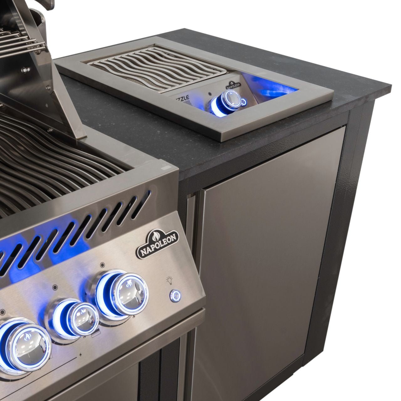 Napoleon Oasis Compact 700 - Series 32" mit Einbau Sizzle Zone - Grillstar.deNapoleon Oasis Compact 700 - Series 32" mit Einbau Sizzle ZoneNapoleonGrillstar.deODK105 - BIG32P - DE0629162148315