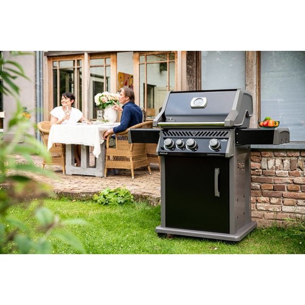 Napoleon Rogue XT 425, Schwarz - Grillstar.deNapoleon Rogue XT 425, SchwarzNapoleonGrillstar.deRXT425SIBPK - 1 - DE0629162135155